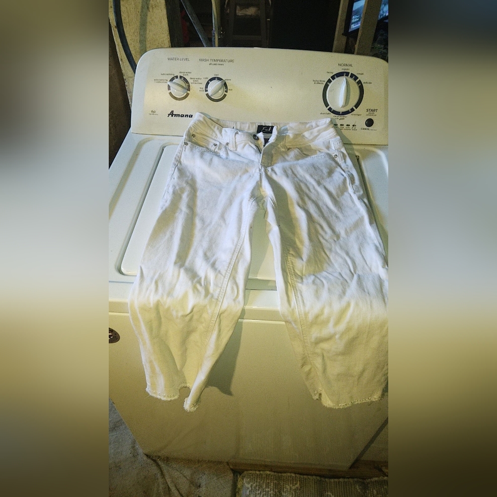 Earl Jeans white size 6
